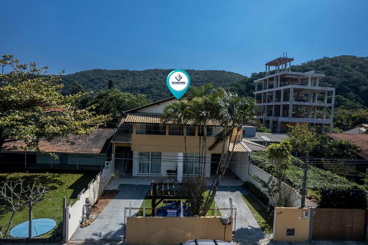 Residencial Mariscalia 2/4 Appartamento Bombinhas Esterno foto